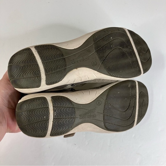 Dansko Haven Taupe comfort Shoes size 40 - Picture 9 of 12